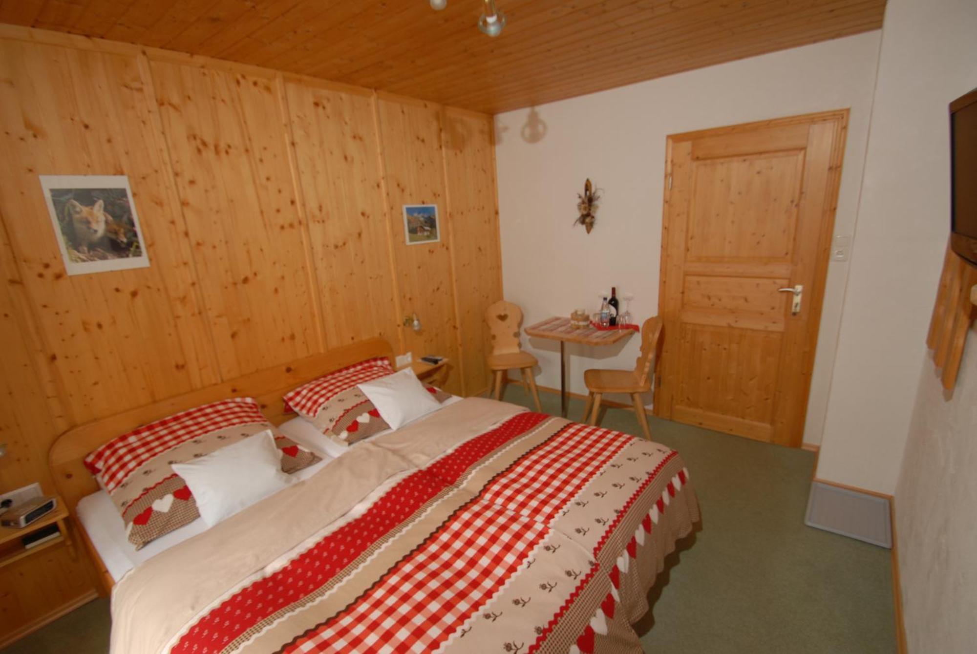 Landhaus Bergleben Hotel Oberstdorf Room photo