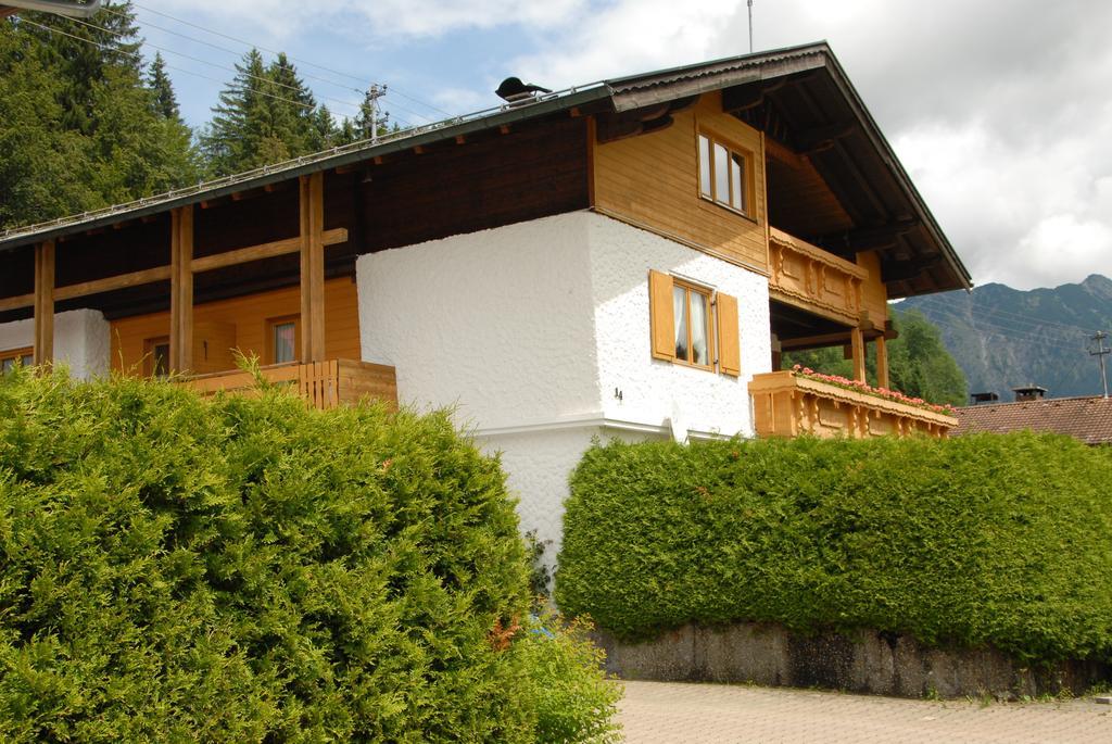 Landhaus Bergleben Hotel Oberstdorf Exterior photo