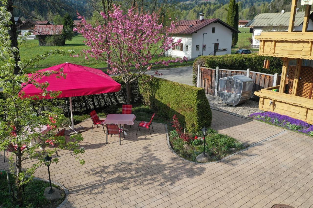 Landhaus Bergleben Hotel Oberstdorf Exterior photo